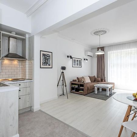 Jazz & Wine - Luxury Apartment By The Sea & Parking & Hbo & Netflix Varna Ngoại thất bức ảnh