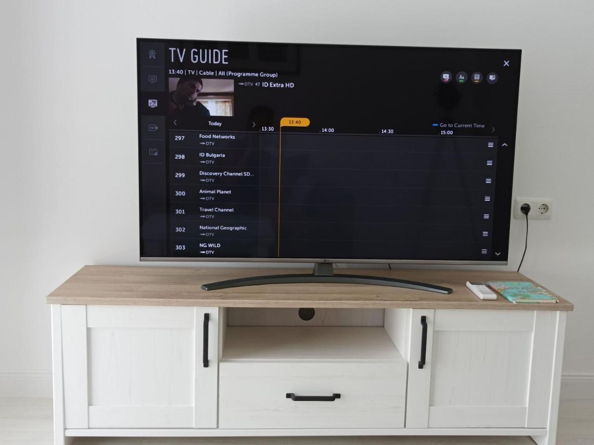 Jazz & Wine - Luxury Apartment By The Sea & Parking & Hbo & Netflix Varna Ngoại thất bức ảnh