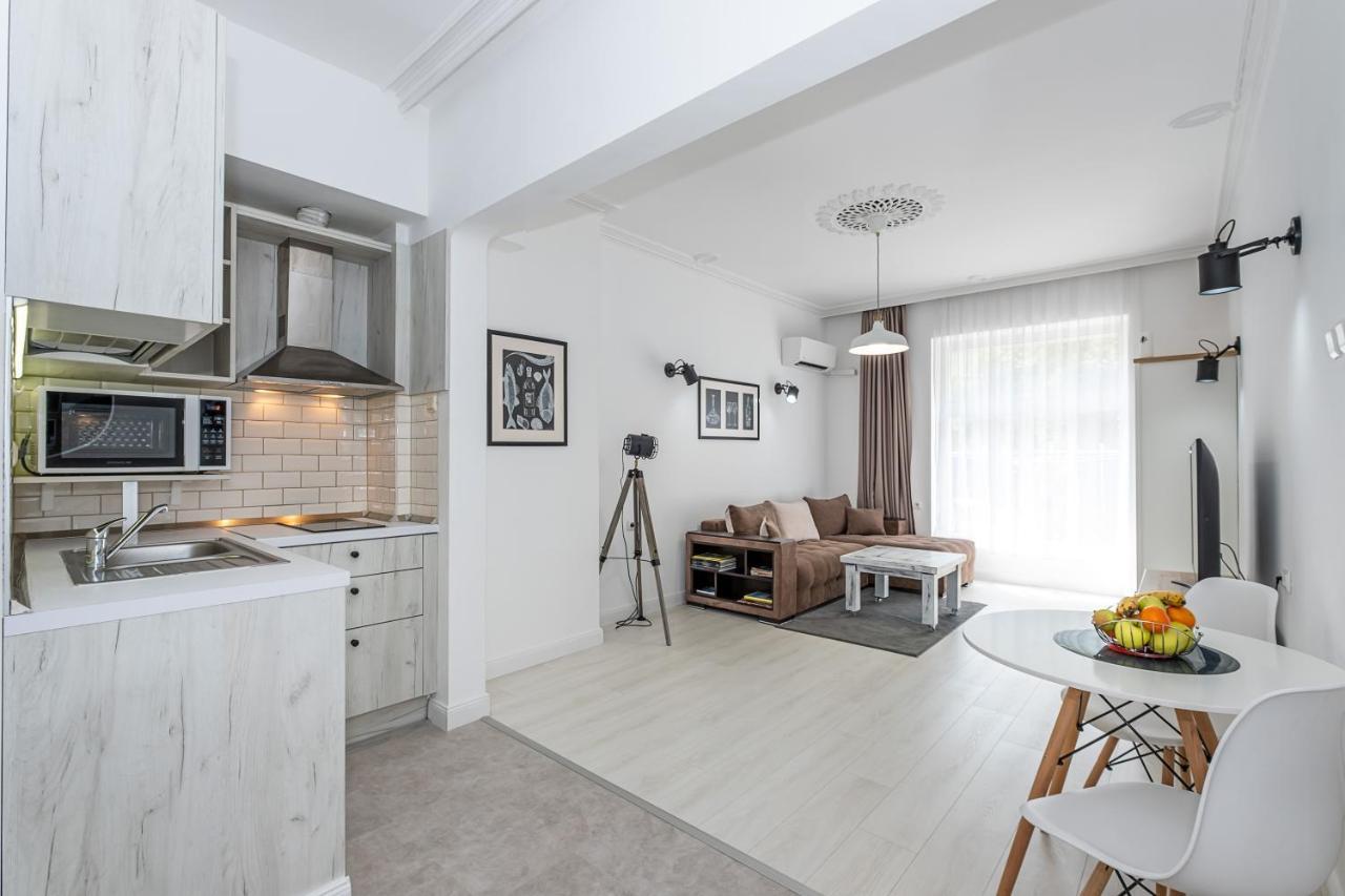 Jazz & Wine - Luxury Apartment By The Sea & Parking & Hbo & Netflix Varna Ngoại thất bức ảnh