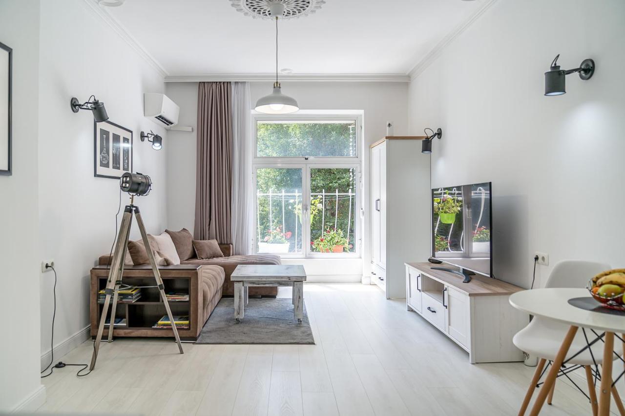 Jazz & Wine - Luxury Apartment By The Sea & Parking & Hbo & Netflix Varna Ngoại thất bức ảnh