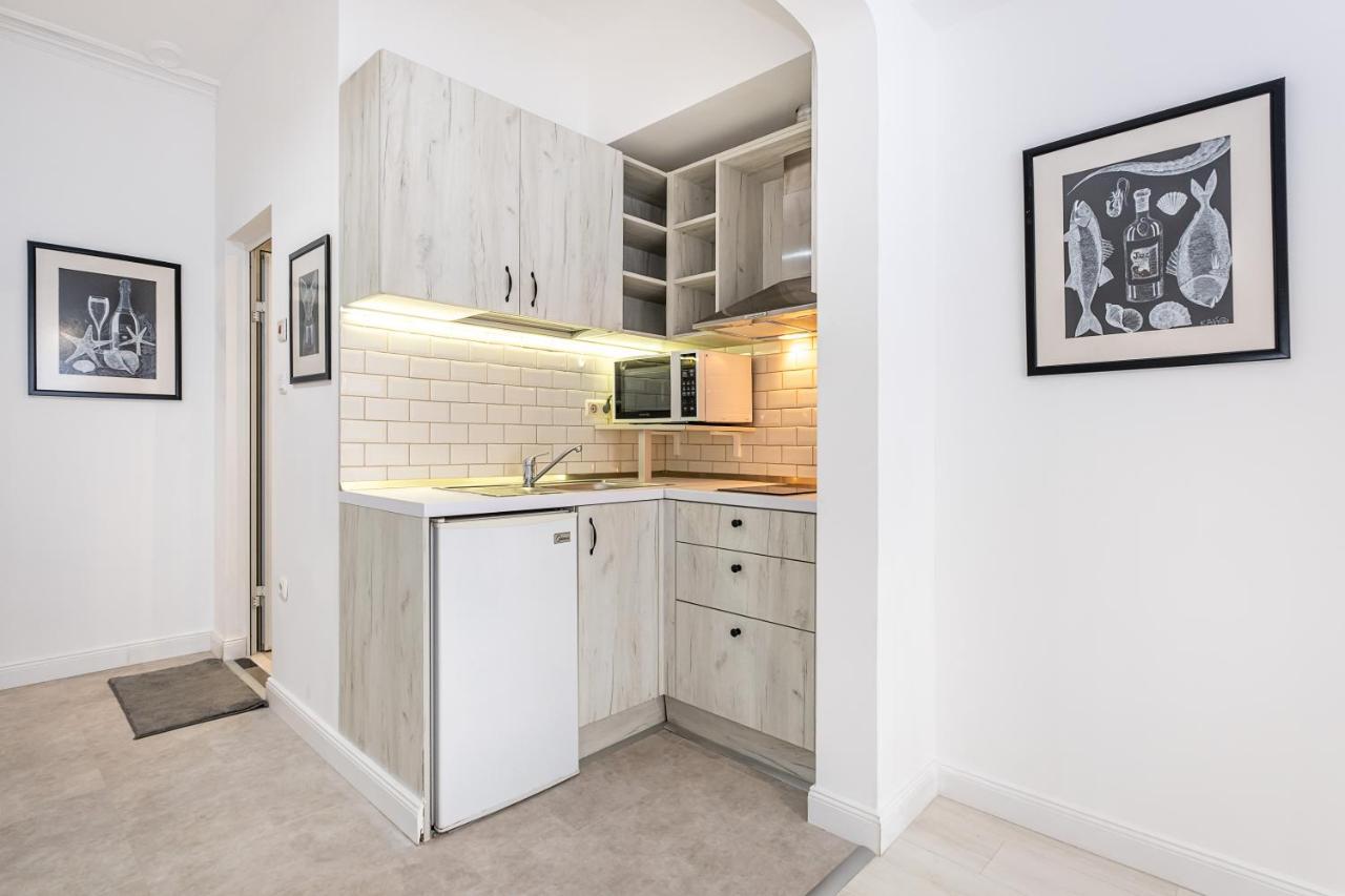 Jazz & Wine - Luxury Apartment By The Sea & Parking & Hbo & Netflix Varna Ngoại thất bức ảnh